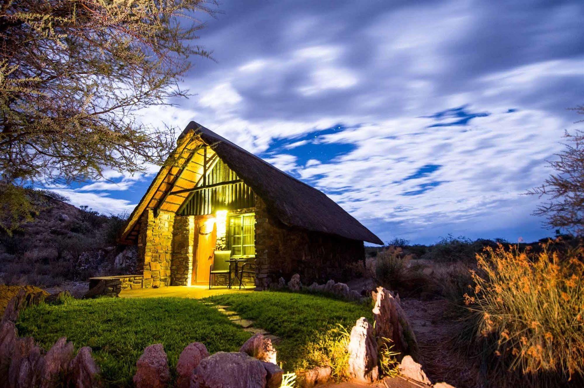 Etusis Lodge Usakos Εξωτερικό φωτογραφία